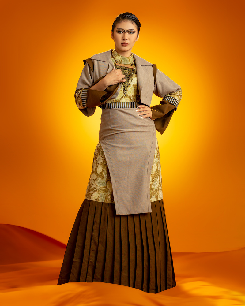 Look 2 - Dwipantara / Pepadhang